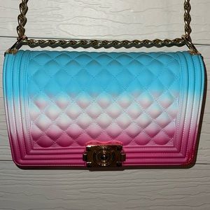 NWOT JELLY BAGBeautiful crossbody bag.Made of 100% Silicone.